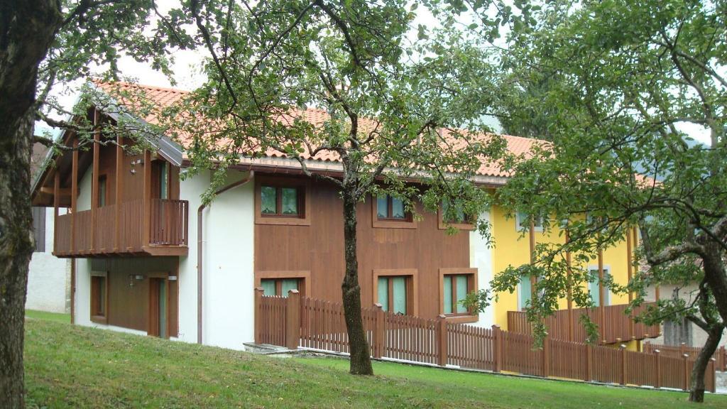 Zoncolan Apartments Сутріо Екстер'єр фото